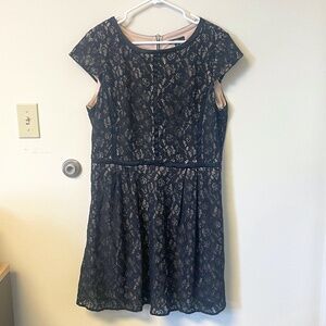 Women's R&K Lace Dress - 16
